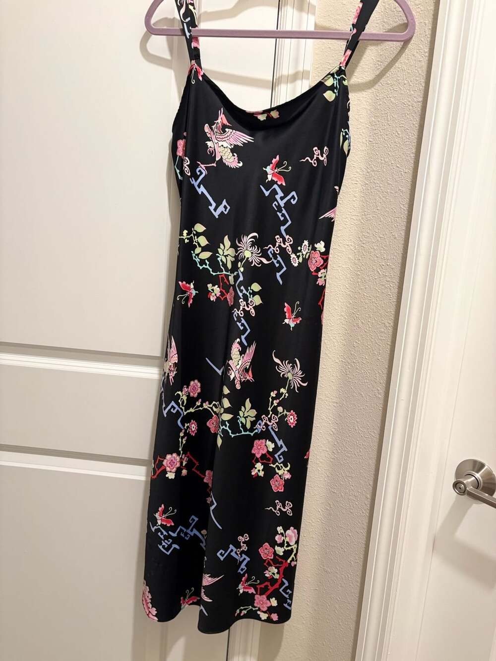 Natori Satin Floral Pattern Nightgown Size S Black